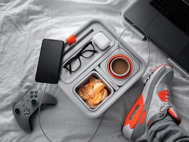 懶人福音《超耍廢零食小物盒》飲料、遙控器任你放還不用怕撞倒喔