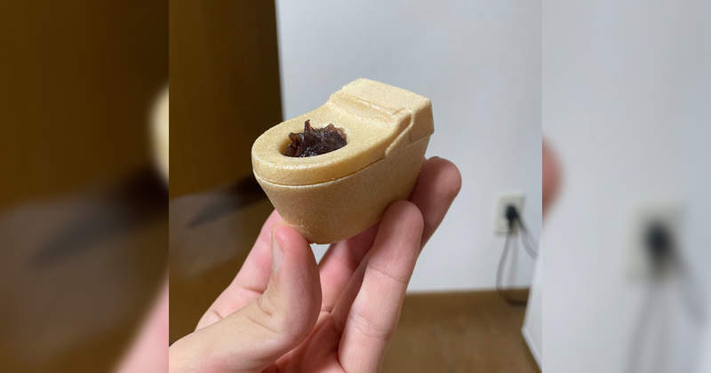 《日式馬桶造型甜點》以為做成這樣會沒食慾,但結果越吃越上癮 《日式馬桶造型甜點》以為做成這樣會沒食慾,但結果越吃越上癮