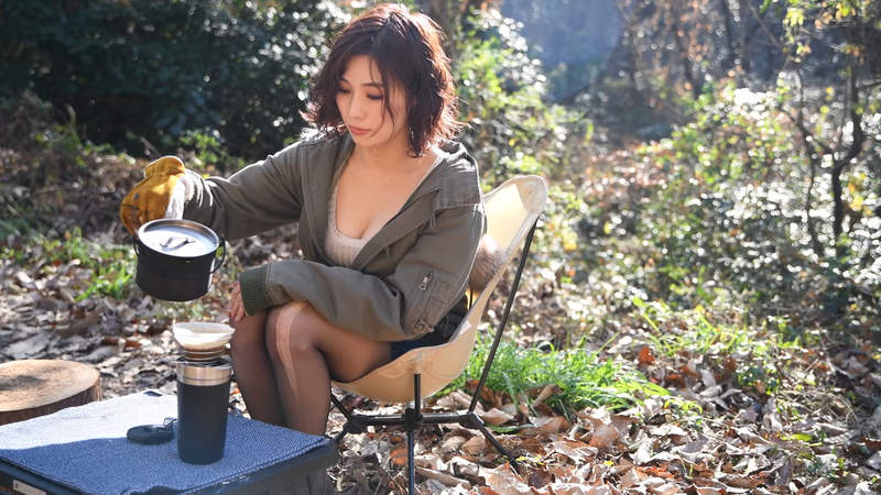 人妻露營《野營煮咖啡的方法》聽說一個人在外面泡特別香? 人妻露營《野營煮咖啡的方法》聽說一個人在外面泡特別香?