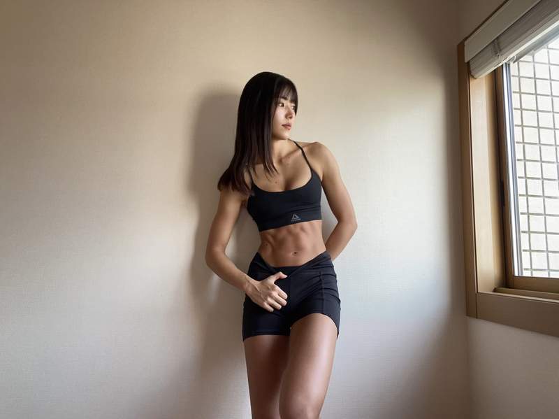 體脂肪16.9《桃兎もも》再cos「咒術迴戰」禪院真希那川字肌真是棒❤ 體脂肪16.9《桃兎もも》再cos「咒術迴戰」禪院真希那川字肌真是棒❤