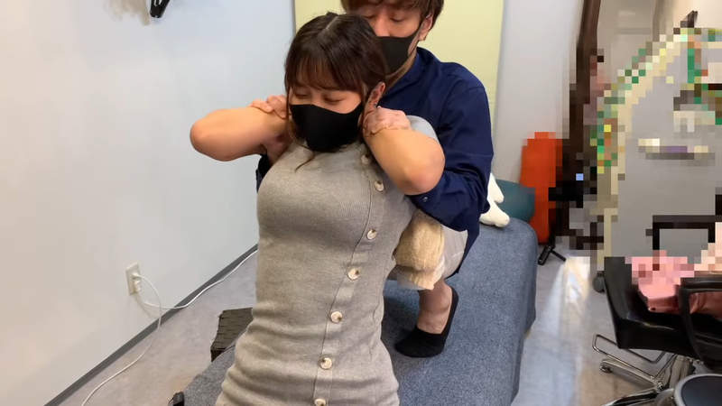 正妹來體驗《整骨ASMR》聽到尖叫聲不用驚慌,裡面正在進行專業的療程❤ 正妹來體驗《整骨ASMR》聽到尖叫聲不用驚慌,裡面正在進行專業的療程❤