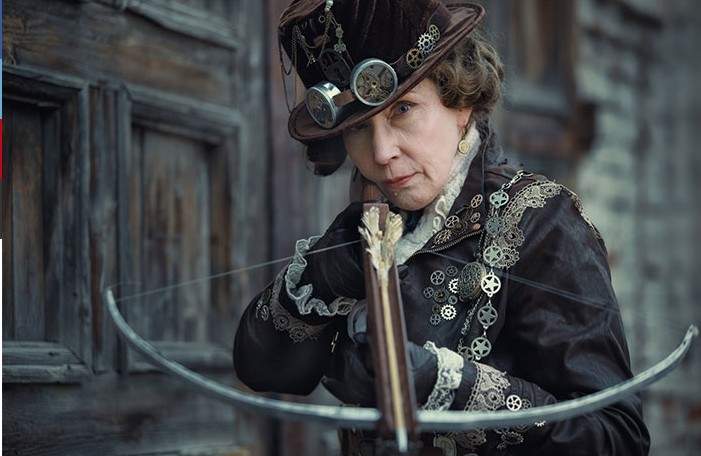 《58歲酷愛cos的阿罵》自己DIY充份享受角色扮演的世界