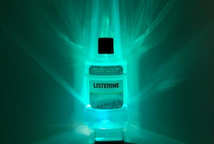 緊急災害對策《李施德霖聖光效果》搭配手電筒讓你停電的夜裡也不怕