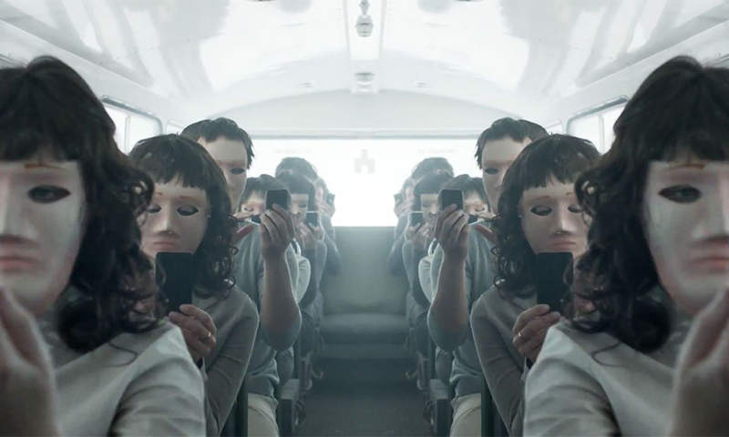 想與過世親人通話？微軟拿到AI版《觀落陰》專利技術，人類距離永生僅在咫尺？