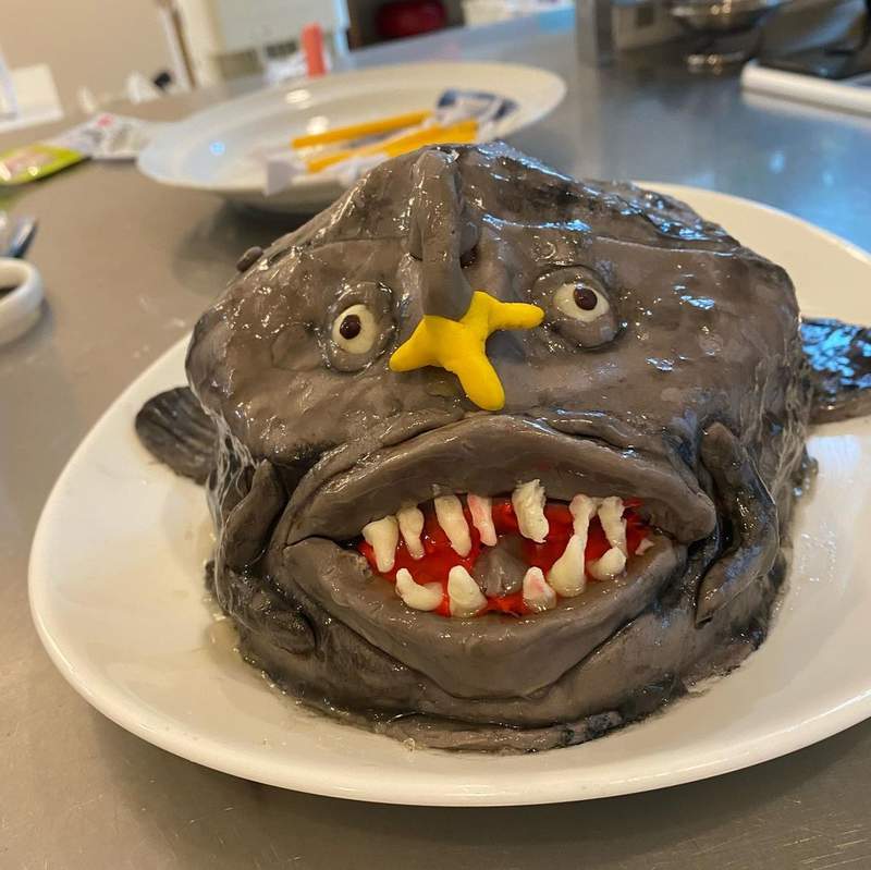 來自深海的祝福《鮟鱇魚蛋糕》那股隱隱約約的生命力透出來是怎麼回事!? 來自深海的祝福《鮟鱇魚蛋糕》那股隱隱約約的生命力透出來是怎麼回事!?