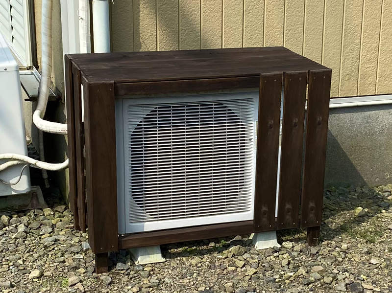 《日本網友保護冷氣糗大了》DIY打造精美防曬罩 過了一年才發現那台不是自己家的室外機