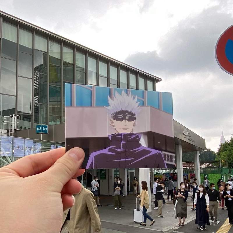 咒術迴戰聖地巡禮《出現在原宿車站的五條悟》如果是真的我想現場肯定會暴動吧XD