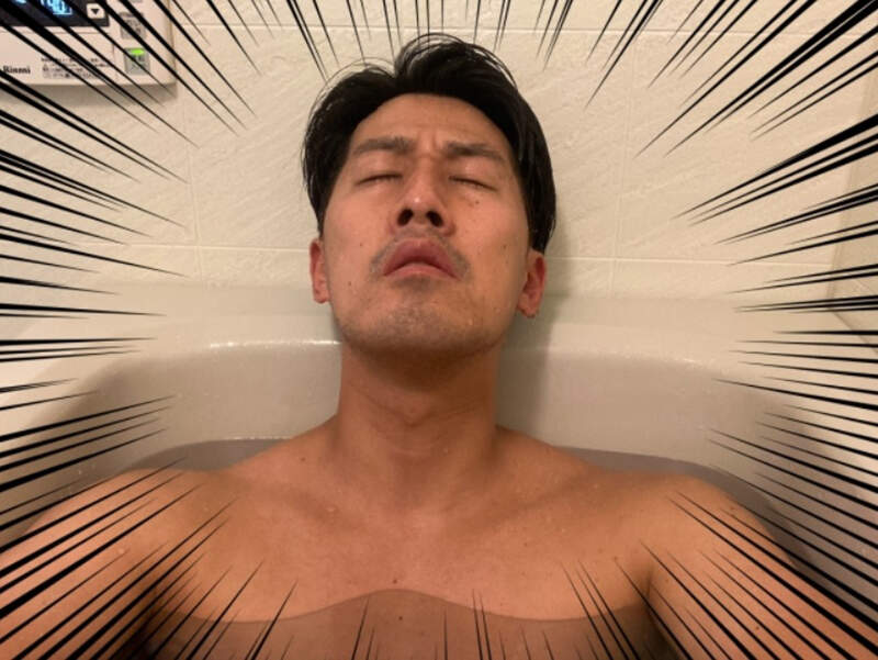 《溫泉自動販賣機》200升僅800日元,開車族千萬別當成加油站的油槍往車裡送! 《溫泉自動販賣機》200升僅800日元,開車族千萬別當成加油站的油槍往車裡送!