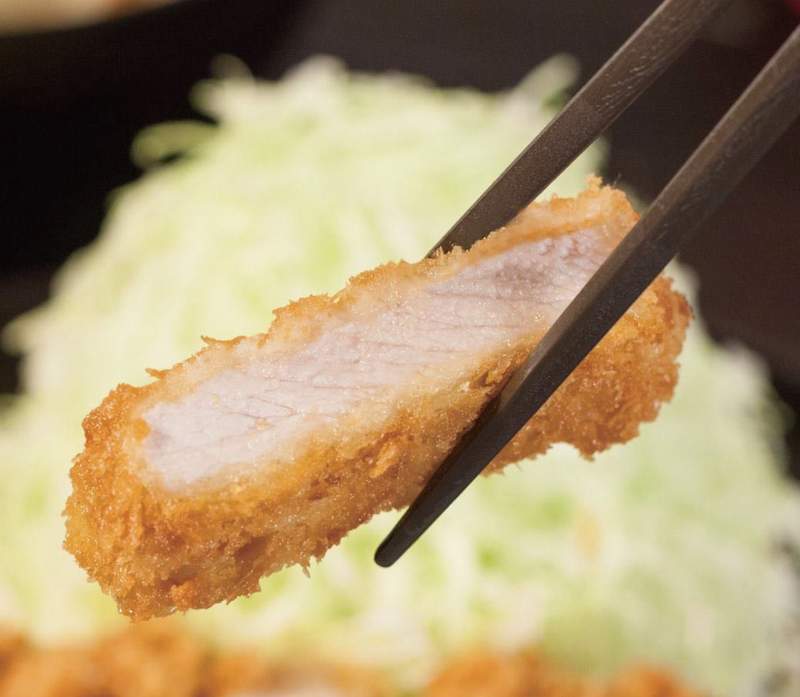 《新冠疫情減肥法?》炸豬排店取消白飯自助續碗 原本都吃5碗飯的網友瘦了11公斤 《新冠疫情減肥法?》炸豬排店取消白飯自助續碗 原本都吃5碗飯的網友瘦了11公斤