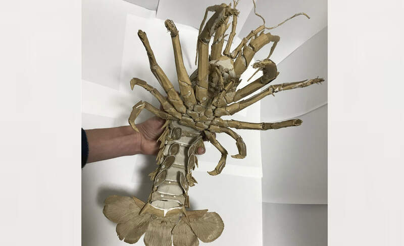 全身152處關節可動《紙板海鮮藝術》網友手工製作龍蝦，逼真但不能水煮！會散掉XD