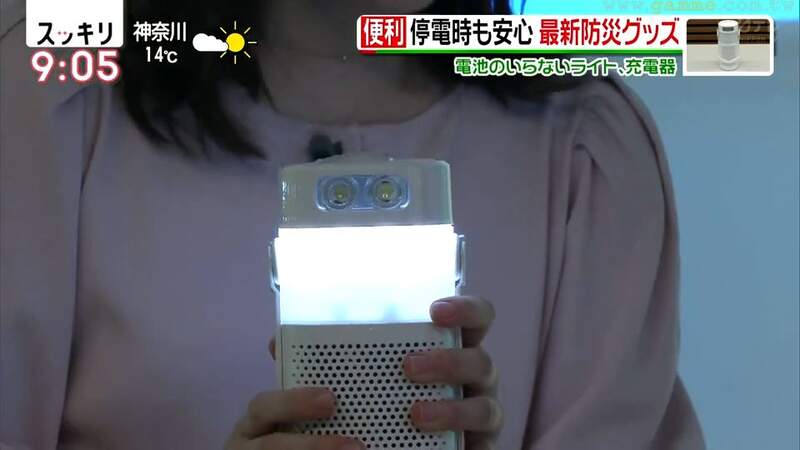《日本最新防災用具》有水和鹽就能替手機充電？手電筒再也不用管電池尺寸了
