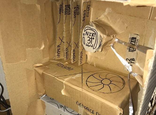 網友製作《紙製超高功率電競電腦》只差沒裝個LED燈不然晚上看起來更像 網友製作《紙製超高功率電競電腦》只差沒裝個LED燈不然晚上看起來更像