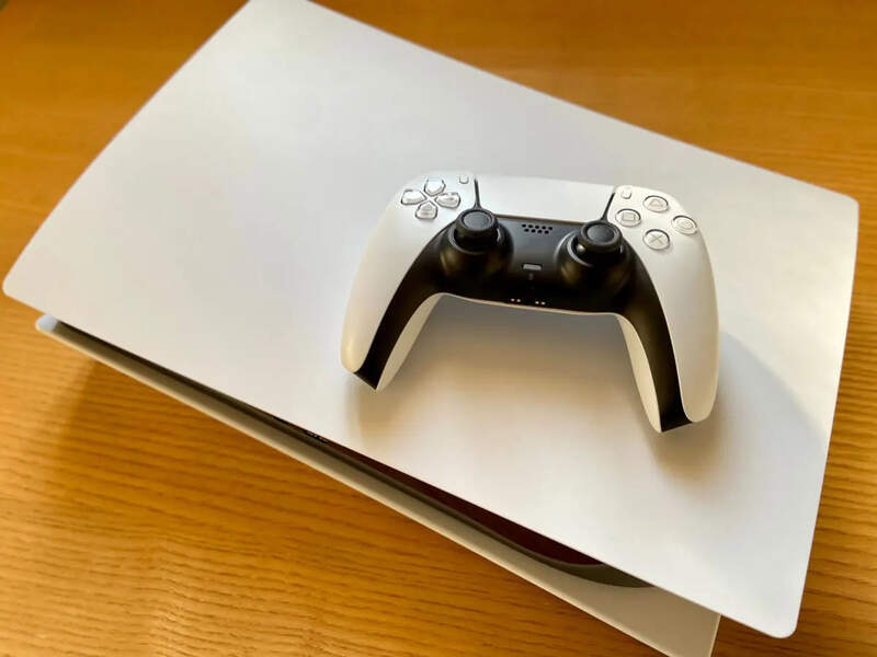 江湖傳言?《PS5 Pro 2023年尾出》這是告訴玩家普通版PS5能買到了嗎? 江湖傳言?《PS5 Pro 2023年尾出》這是告訴玩家普通版PS5能買到了嗎?